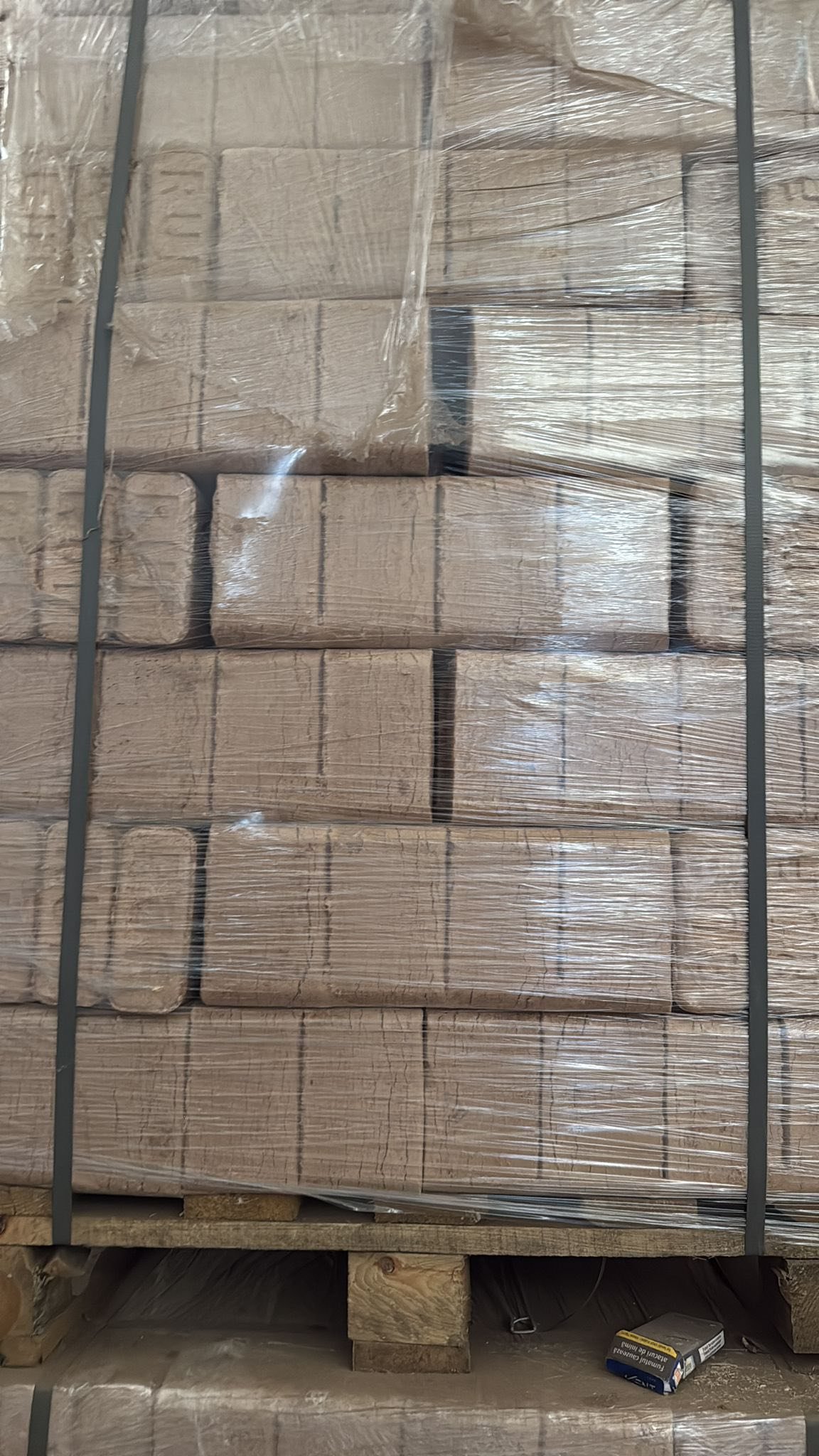 🔥 Vând brichete din lemn – preț en-gros 🔥