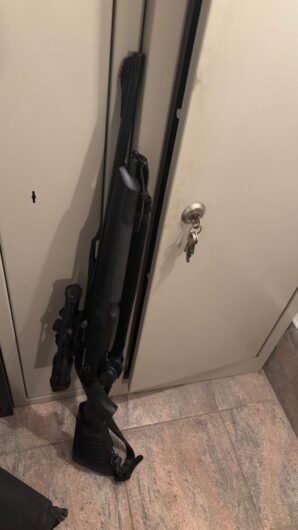 Salut dragi vânători vând arma WINCHESTER SXR TRACKER calibru 30.06 Sau schimb cu un 300 win mag. Eu sunt din județul Arad sanatate numa bine .