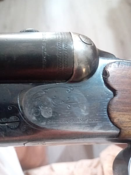 Se vinde drilling suhl calibru 12/70…..7×65r…in condițiile legale…preț 6500 lei