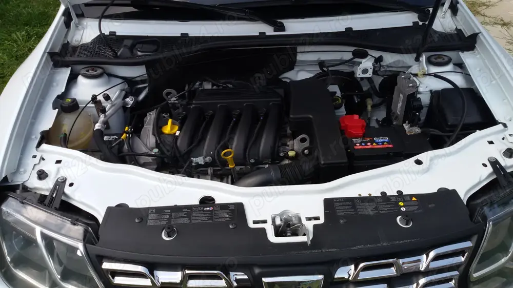 Dacia Duster 4×4 an 2015 benzina euro 5 Inmatriculata. Nu necesita investitii. (Pret Euro)