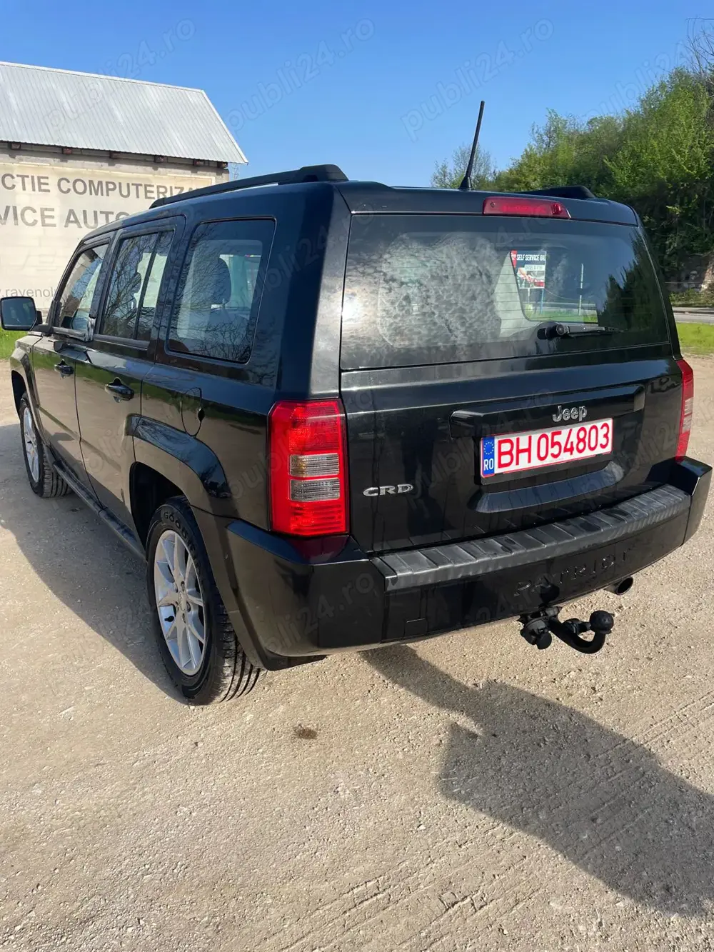 Ofer spre vanzare SUV Jeep Patriot 4×4 (4WD-Permanent), foarte bine intretinut tehnic, fabricat 2010