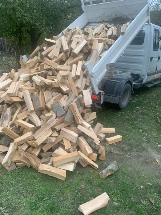 Lemne de foc fag sparte direct pentru foc