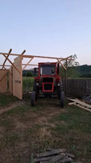 Vând tractor u650