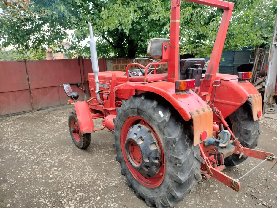 Tractor fiat 300 utb