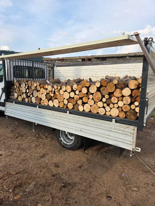 Lemn de foc esență tare cu livrare în județul Bistrița-Năsăud