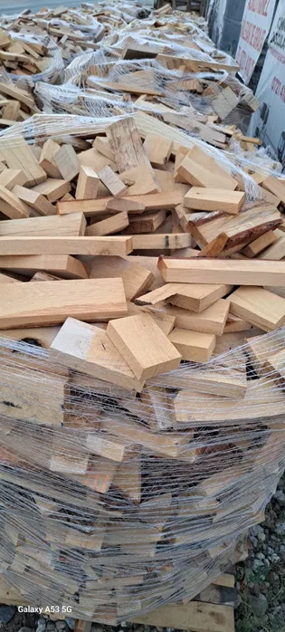Lemne de foc STEJAR( deșeuri/ frize Stejar) uscate și paletizate