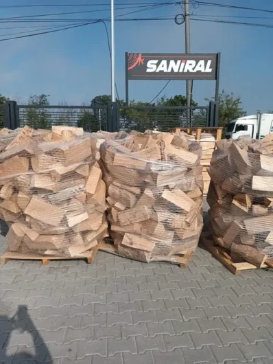 vand lemne de foc