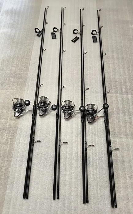 SET 4 Lansete FL VIPER 3.90m 3.5 LBS 2 tronsoane + 4 Mulinete JS10000