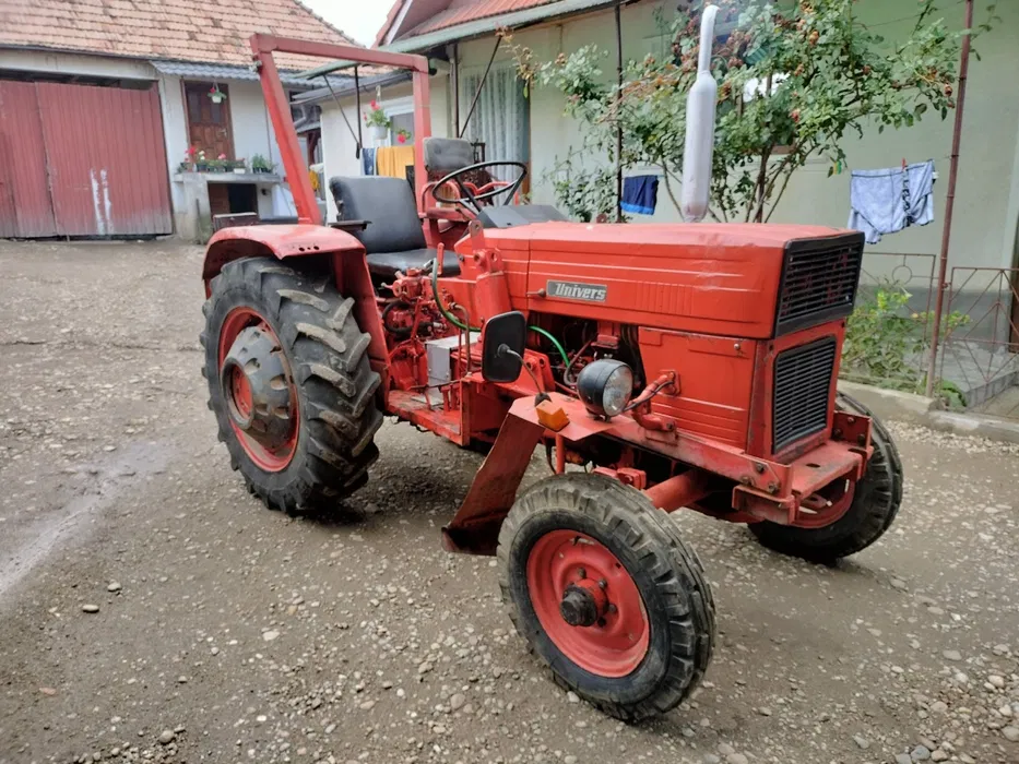 Tractor fiat 300 utb
