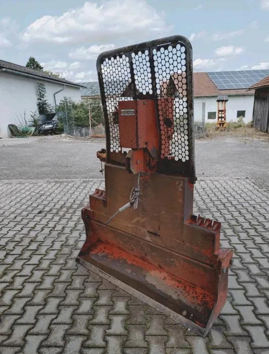 Troliu forestier tractor 6 tone