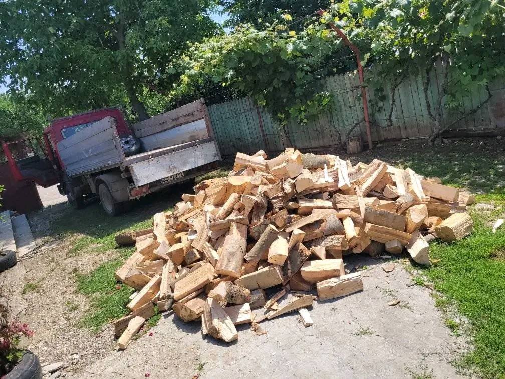 XTRANSPORT SRL Societate comerciala transportam lemn de foc de la 1600 lei detalii la tel 0755 480 286