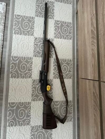 Winchester sx4 calibru 12/76 ! Stare foarte buna , cumpărată de nouă de la Arrow!