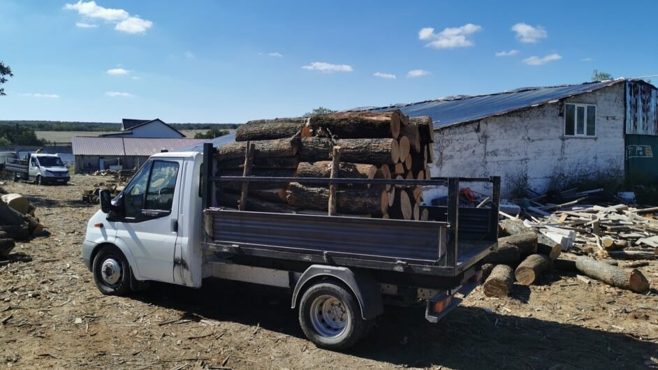 Vând lemn de foc calitate în tot județul Tulcea . 0775329880