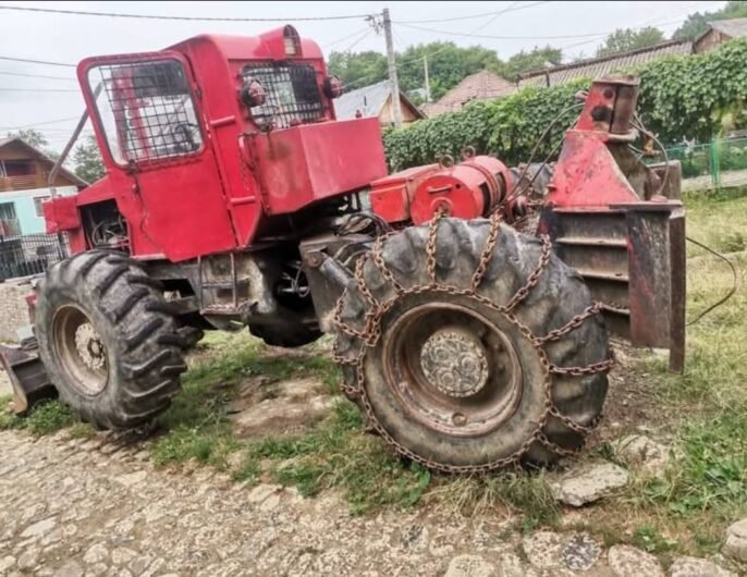 Vand taf Perchins 690, Pret 25.000 €