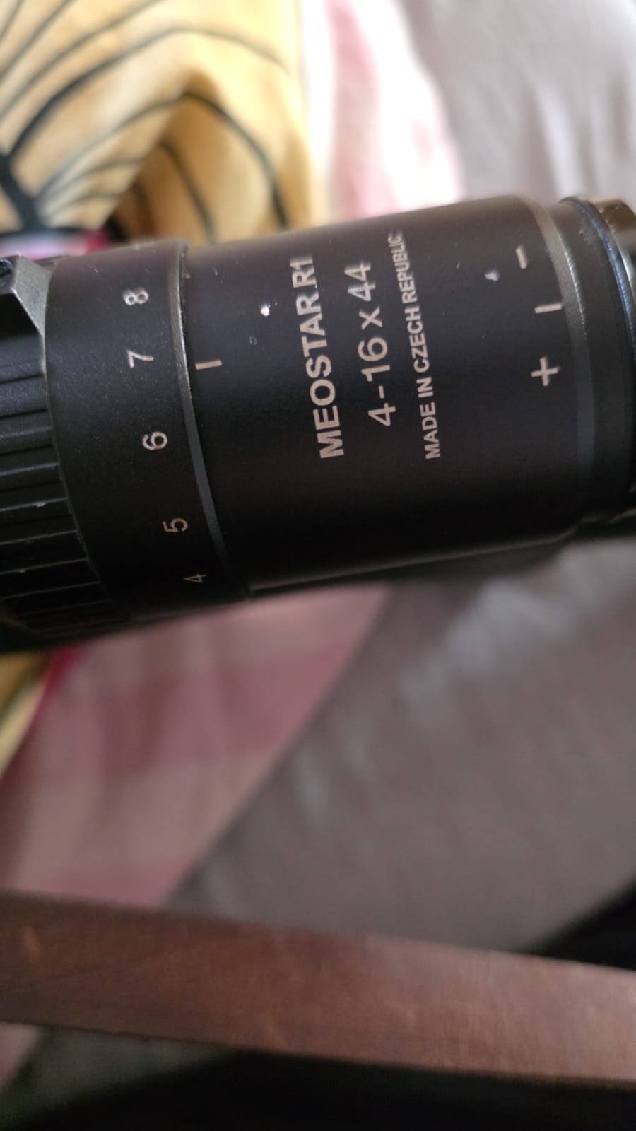 Vand luneta meopta r1