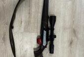 Se înstrăinează conform legii Fair prestige mixtă 9,3-74 , cal 12 Browning maral cal 30-06 + lunetă conux 3-14 Beneli semiautomată cal 30-06 Gamo hunting aer comprimat cal 5,5