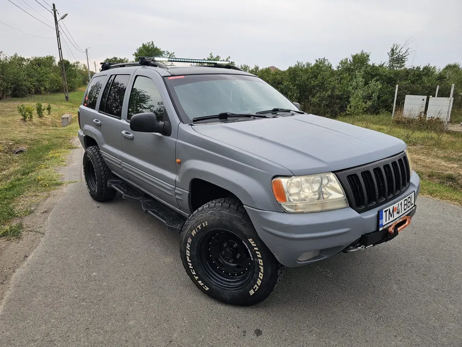 Jeep Grand Cherokee 7 000 € Prețul e negociabil