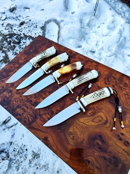 Lamele sunt forjate din cămașă de rulment