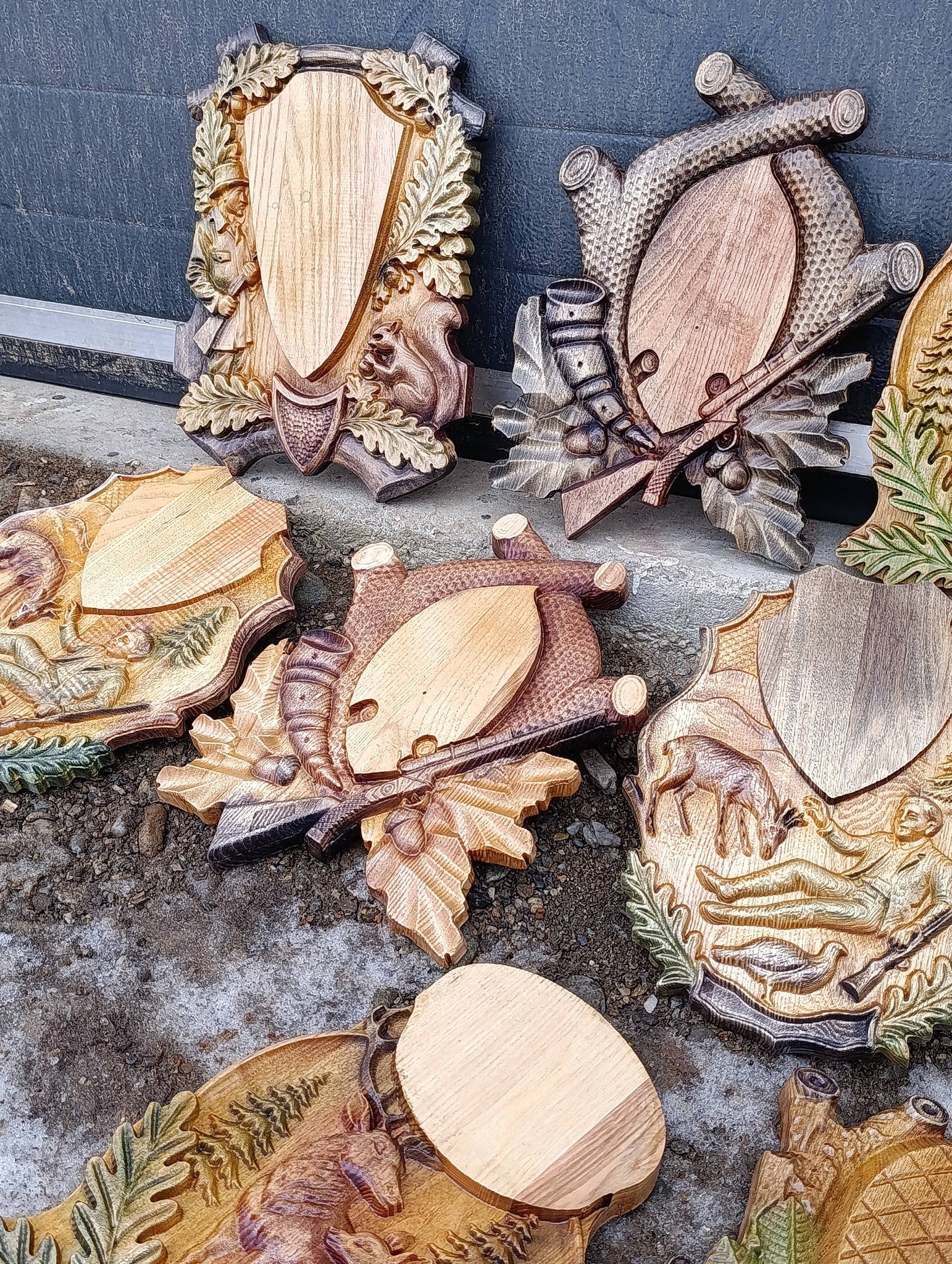 150 lei bucata. 25cm x 33cm pentru căprior. Lemn frasin. 0752537499