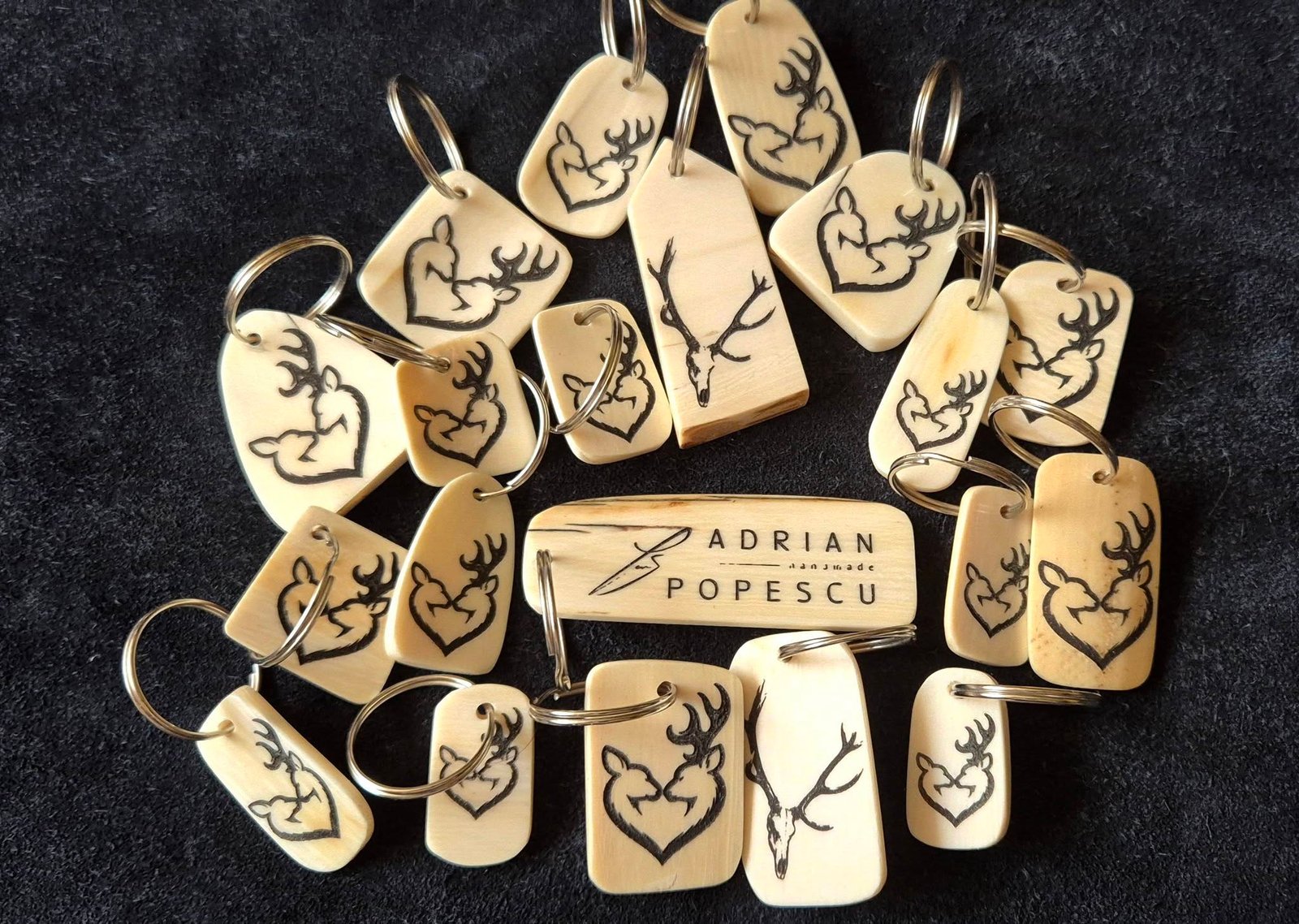 Jucarii pentru …. cei mari Brelocuri dragute de agatat la chei