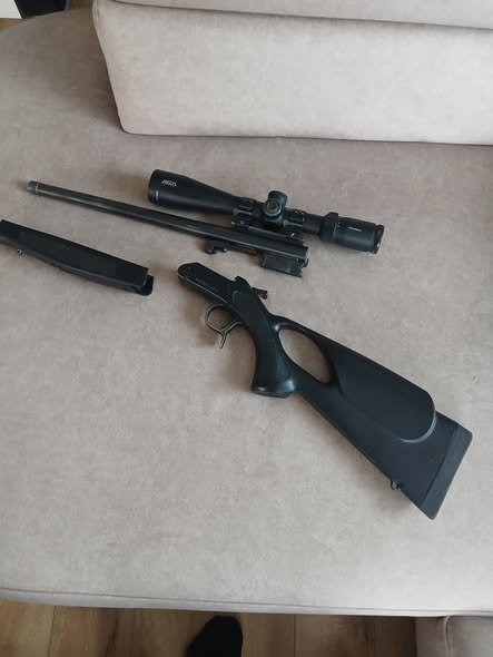 VÂND CARABINA BERGARA CAL 308