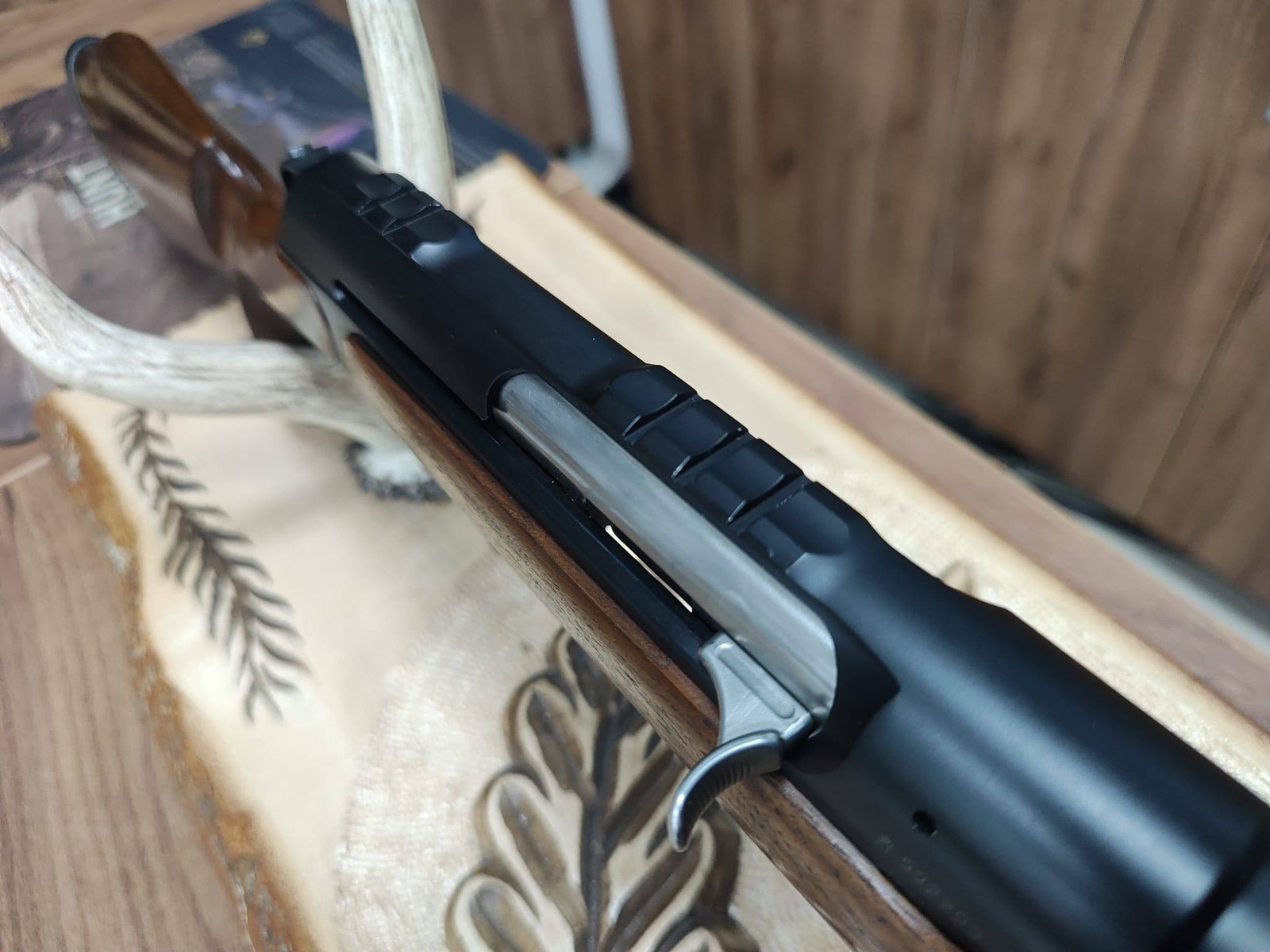 SAUER 303 Cal. 300 win. mag.Țeavă – 51cm. 0765 364 382 – 0765 436 756