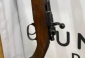Vând arma de vânătoare ZB cal. 8×57. Pret 100eur. Tel.0744775523
