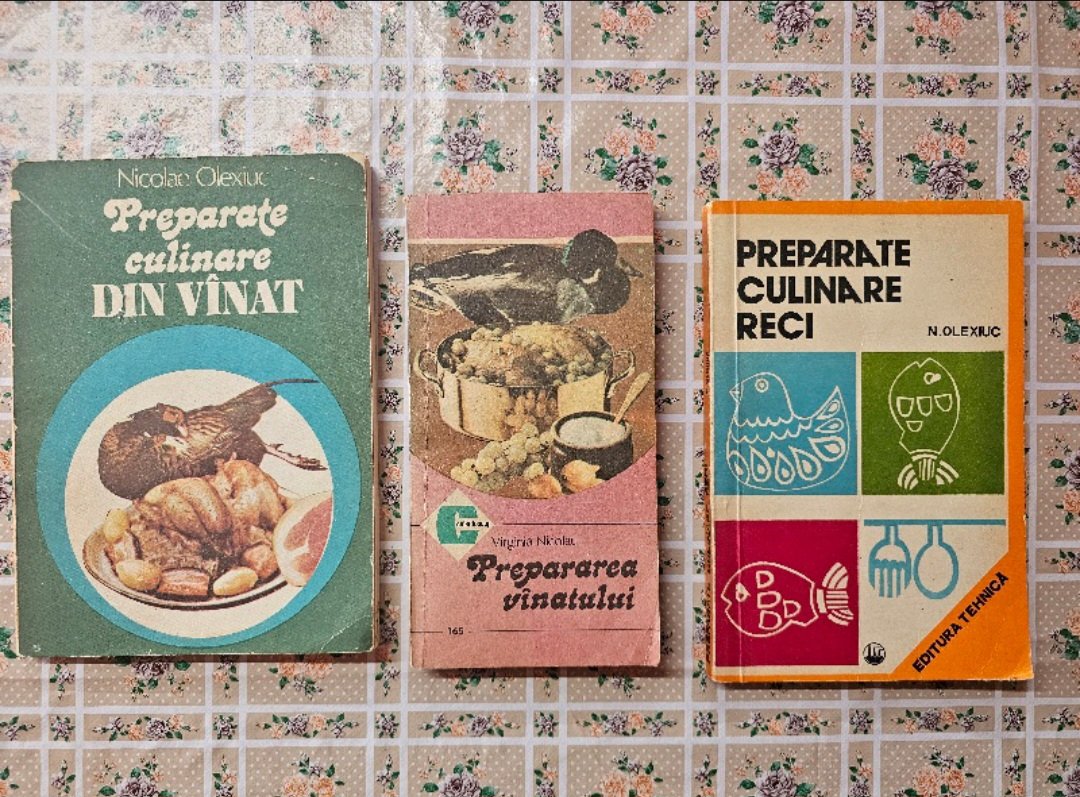 Vand carti vanatoare