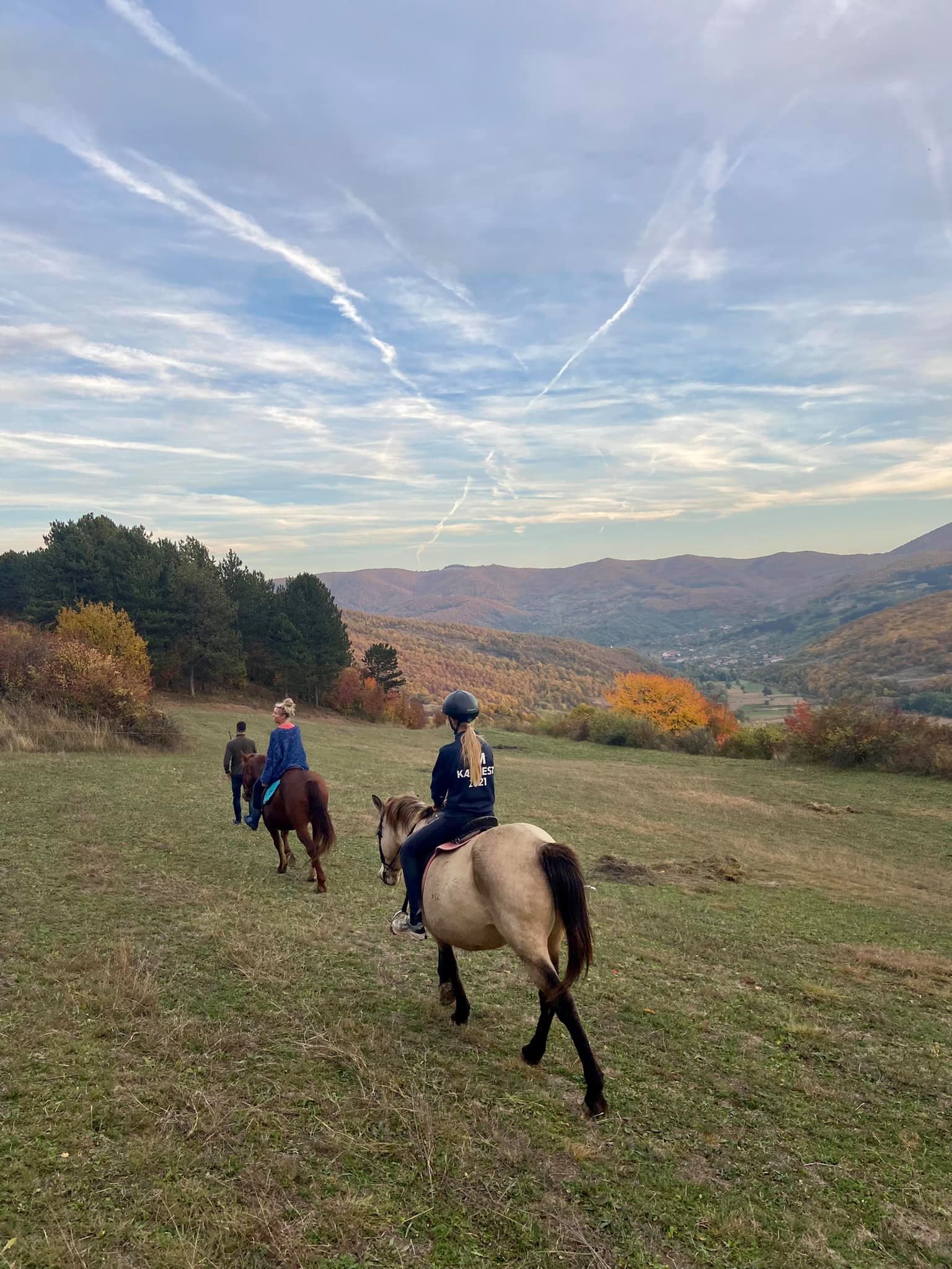 Centrul de Echitatie si Recuperare Colt de Rai