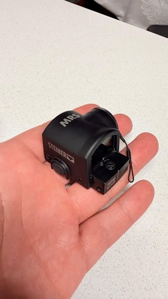 Aimpoint H34S – 3000 lei