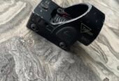 Se vinde redot Trijicon SRO 2.5 MOA Spec