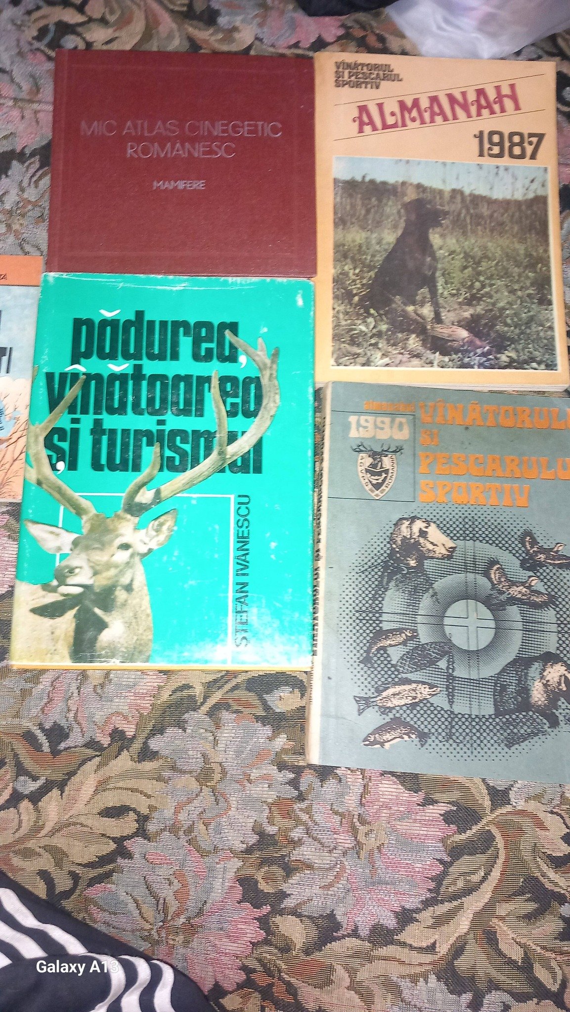 100 lei toate! Postat si pe alte grupuri!