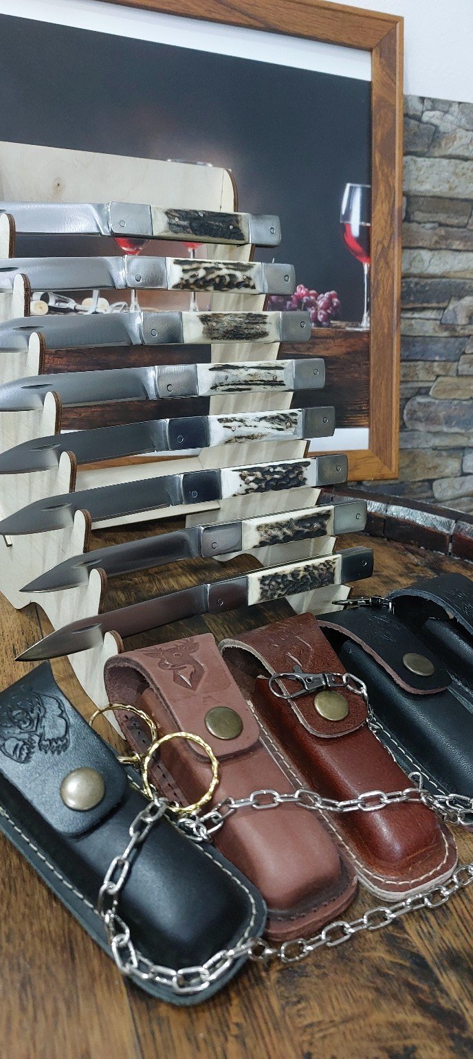 Briceag facut manual de calitate 180 lei,