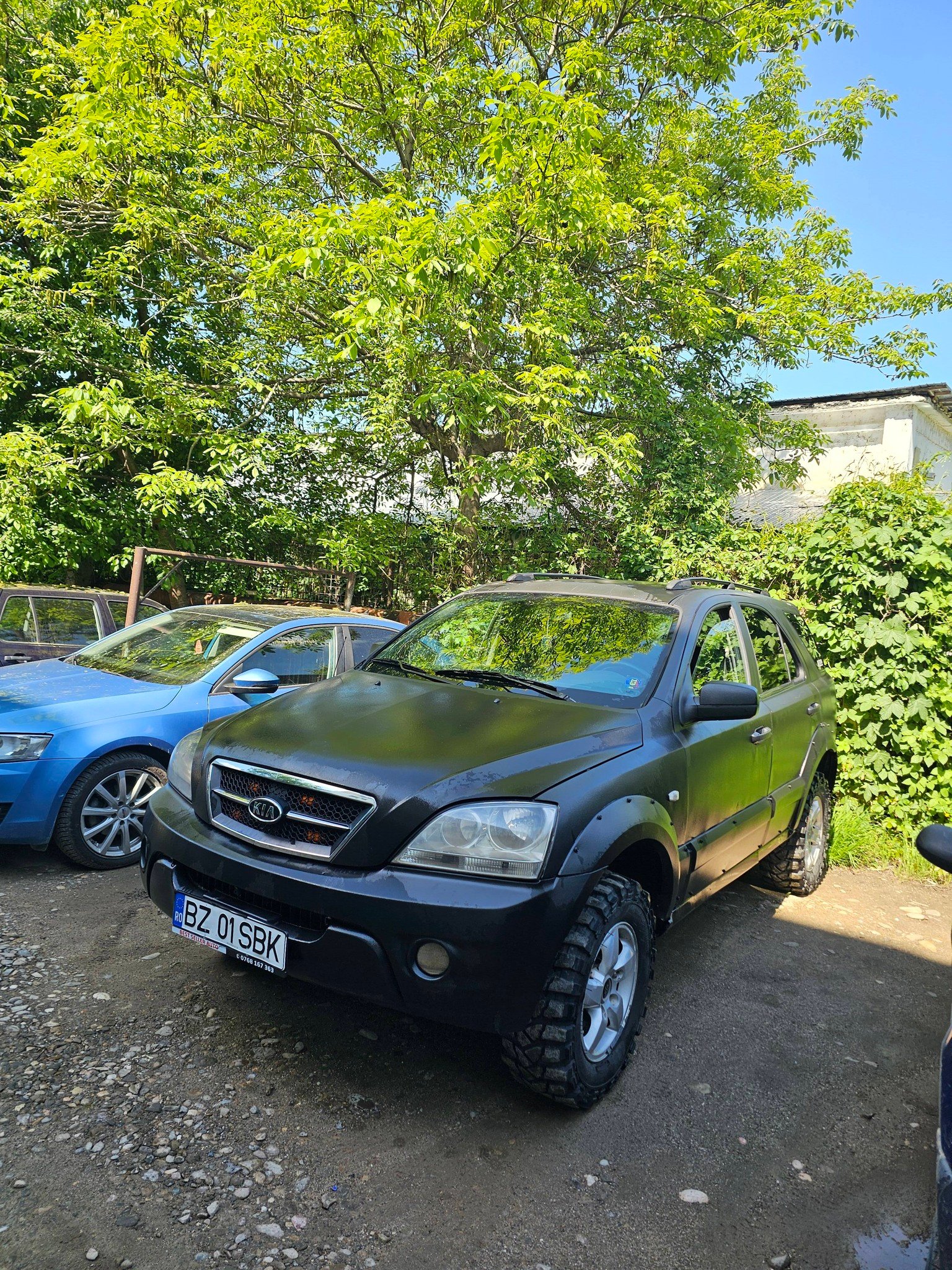 Vând Kia sorento 2.5 140 cai