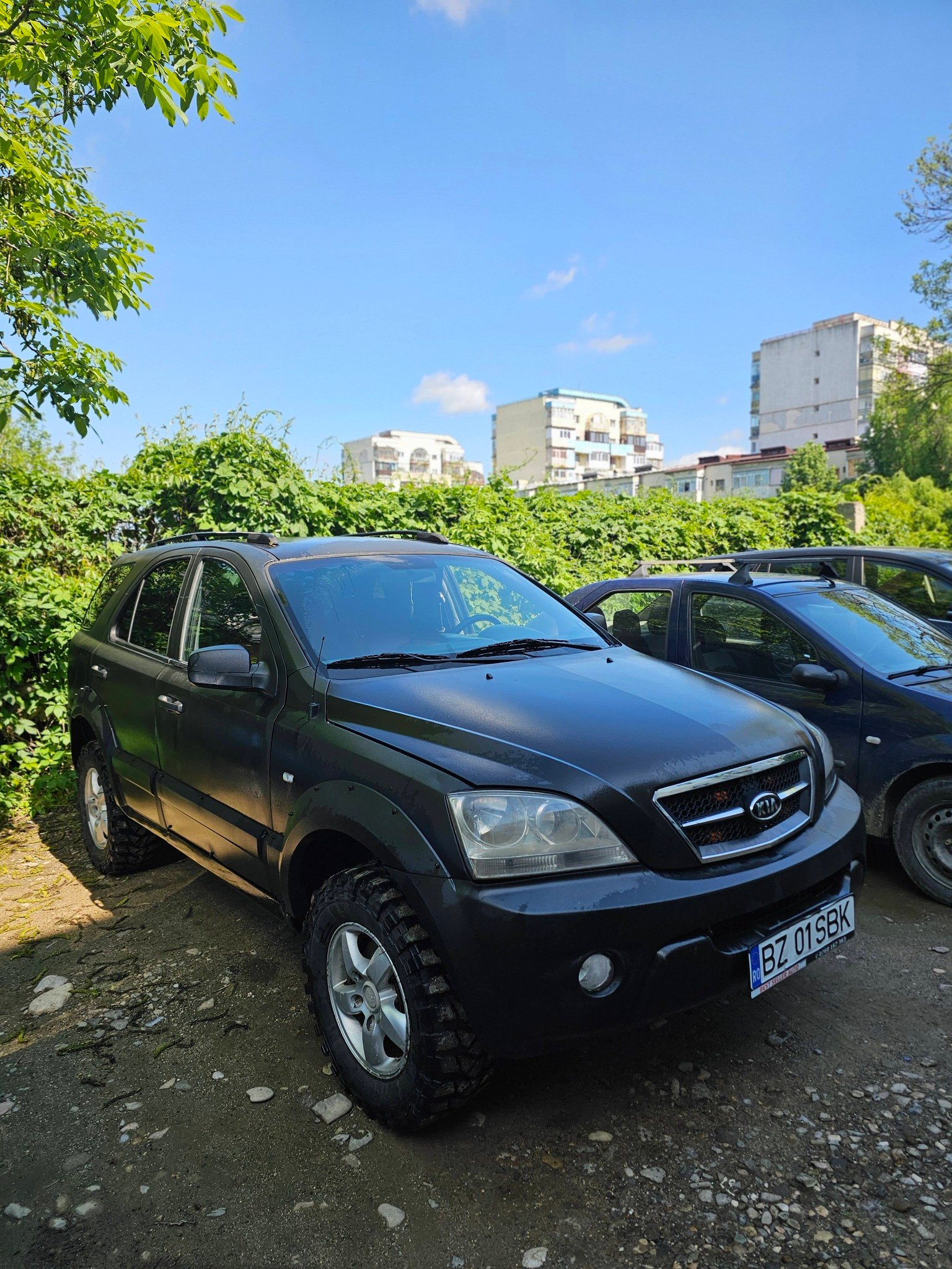 Vând Kia sorento 2.5 140 cai