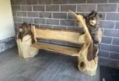Mese, bănci rustice cu diferite animale sculptate , sculpturi cu drujba pe comandă !