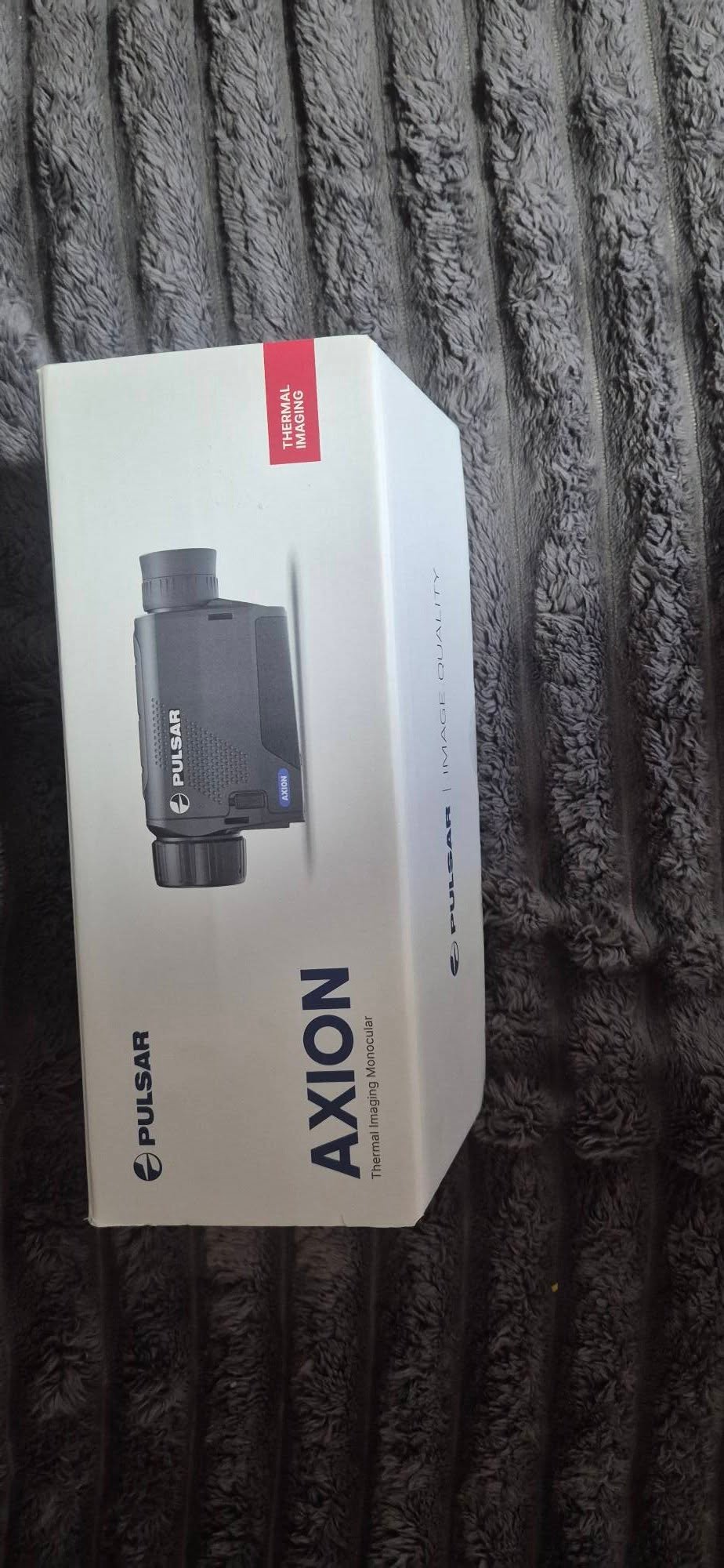 Vând camera termoviziune Pulsar Axion Xm30F, in stare excelenta, arată si funcționează 10/10.