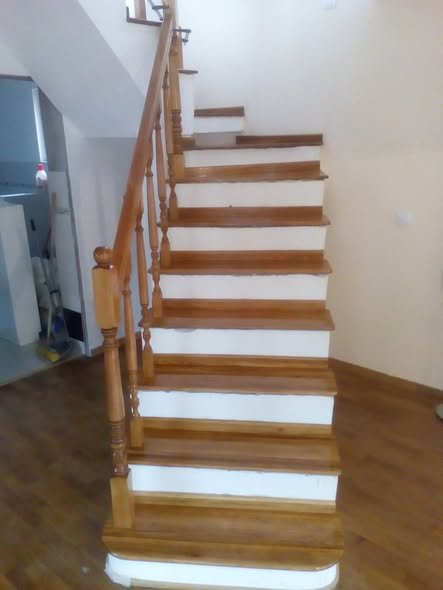 Tâmplărie lemn Buhuși